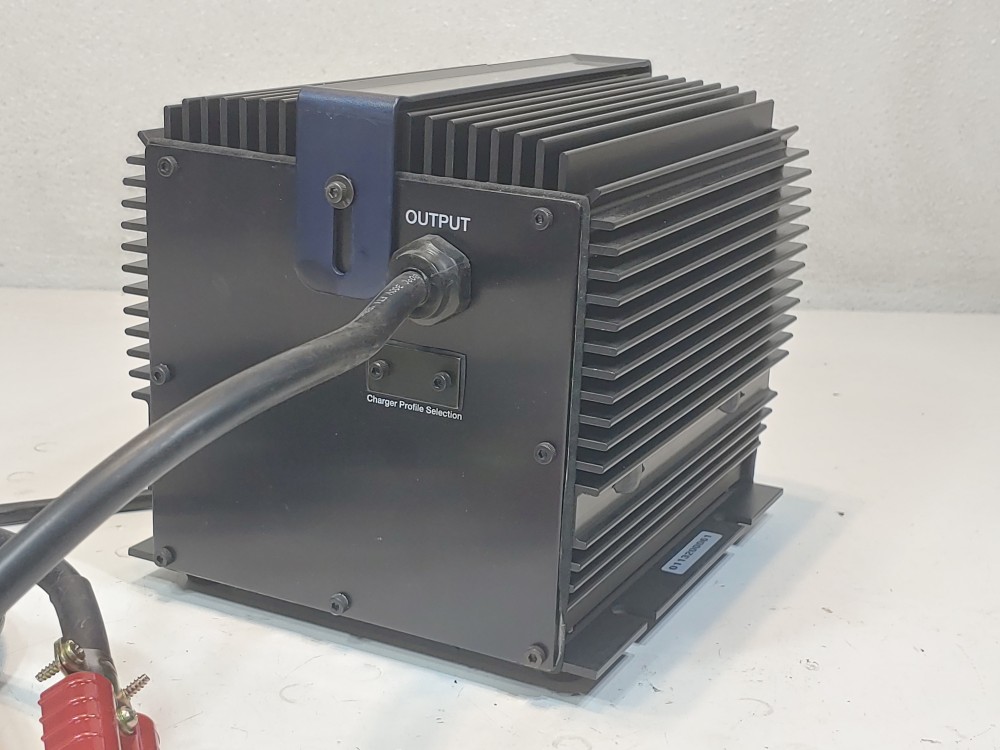 Signet 24V Scissor Lift Battery Charger HB600-24B