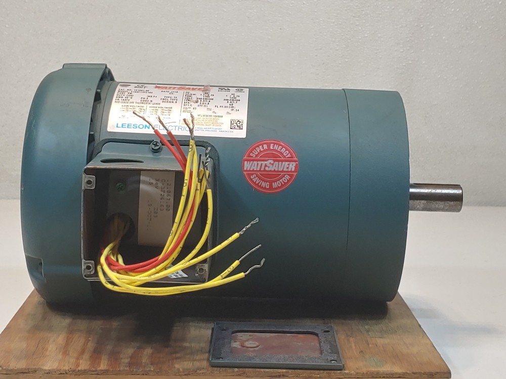 Leeson 121067.00 1HP 1760 RPM  Premium Motor C143T17FC16E