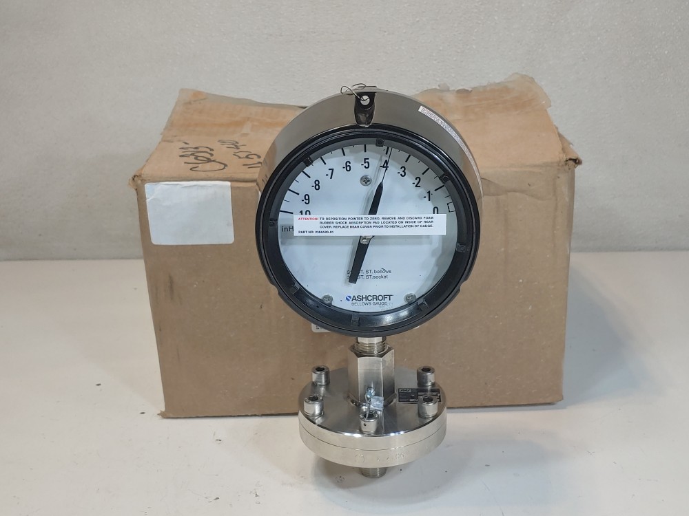 Ashcroft Pressure Gauge w/ Diaphragm Seal 45-1188-SS-04L-N10IW -10 to 0 in H2O
