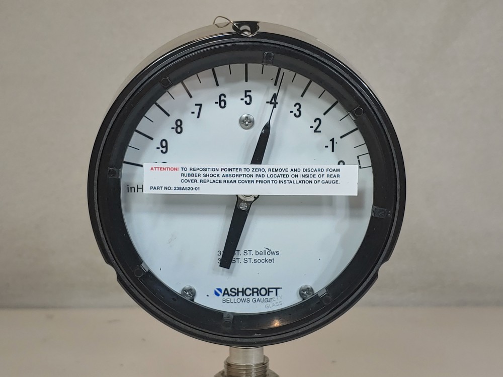 Ashcroft Pressure Gauge w/ Diaphragm Seal 45-1188-SS-04L-N10IW -10 to 0 in H2O