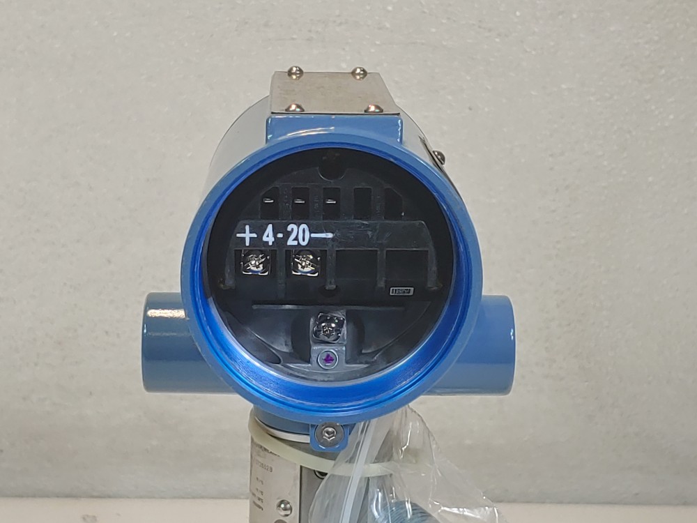 Rosemount 8800 Wafer Vortex Flowmeter 8800DW015HA1N1D1E5