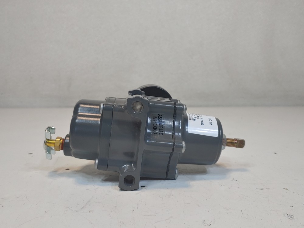 Fisher 67CFR Pressure Regulator 250 PSI Spring Range: 0-125 PSI