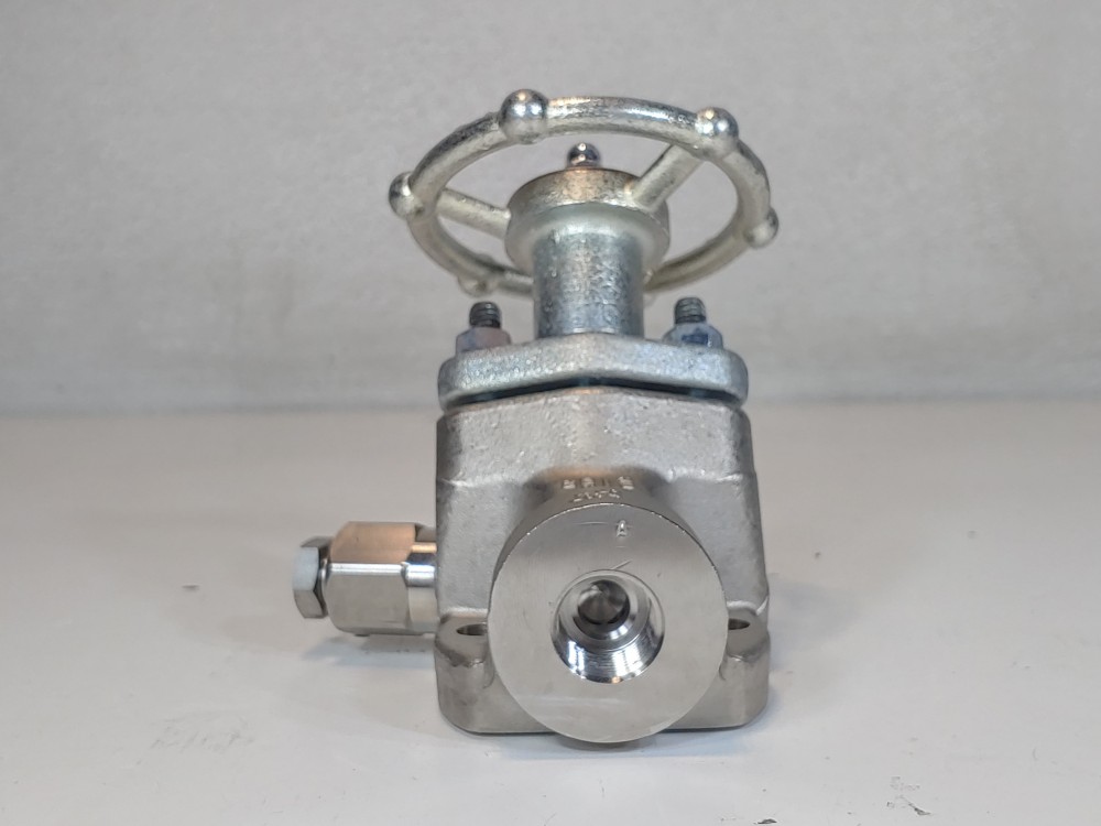 Spirax Sarco 1286393 PC3000 1/2" NPT Pipeline Connector w/ Trap Vent Valve D17                    