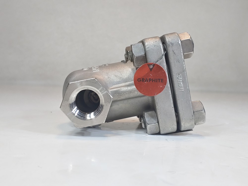 Velan 1/2" NPT 600# CF3M Swing Check Model C / FIG:S03-2114C-14GX-W330