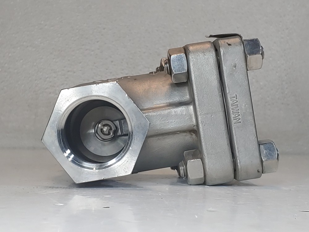 Velan 1-1/2 FNPT 600# CF3M/CF8M Figure: S07-2114C-14GX