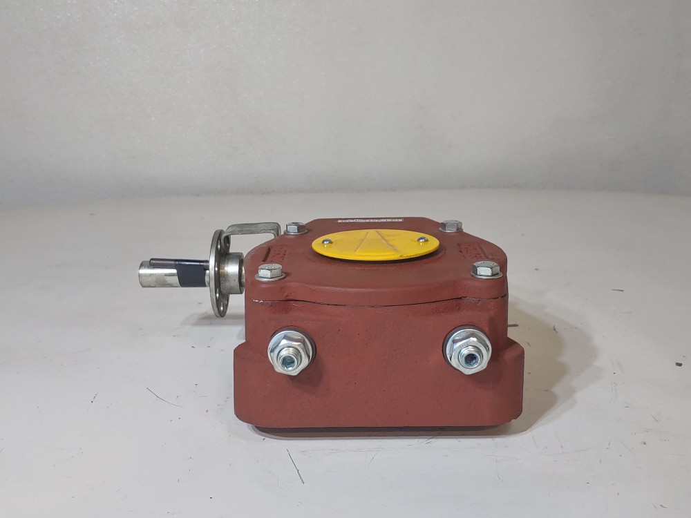 Flowserve Durco BY95345A-I-CI Quarter Turn Worm Gear Operator w/Bracket & Wheel 