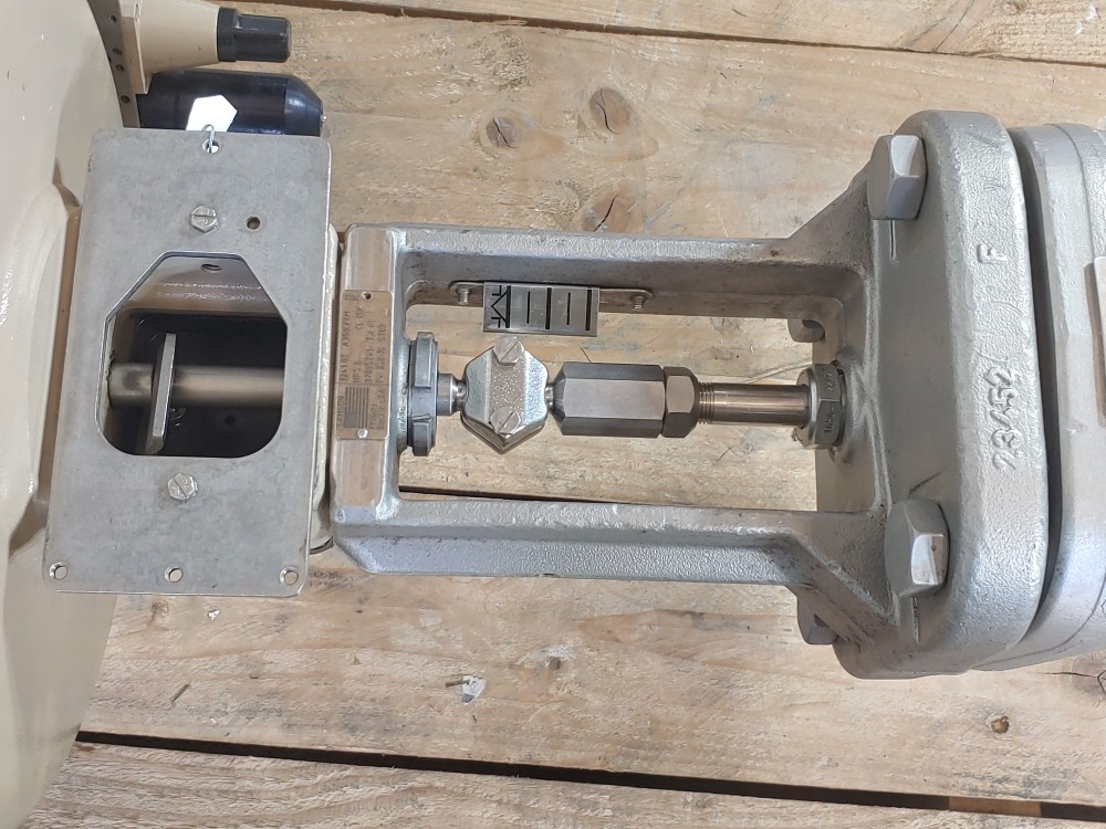 Samson 6" 150# CF8M Control Valve Model# 3277