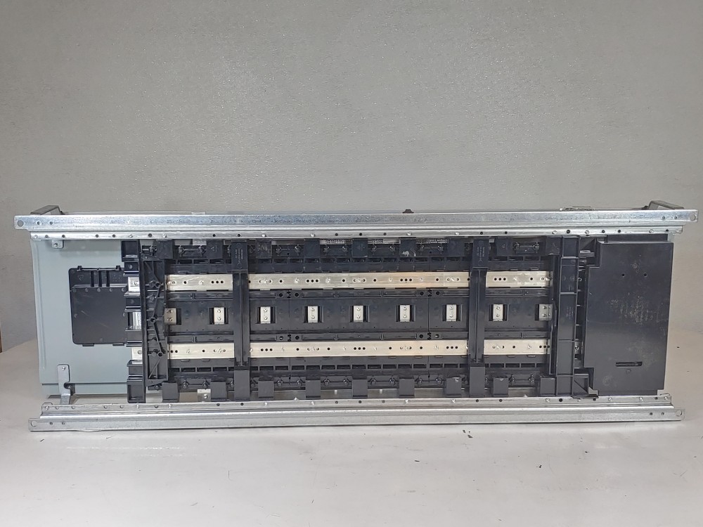 Siemens 200A, 54-CKT 3-Phase Electrical PanelBoard 120/240V P1A54VA2000TST