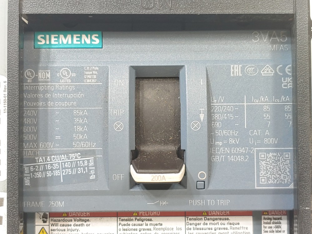 Siemens 200A, 54-CKT 3-Phase Electrical PanelBoard 120/240V P1A54VA2000TST