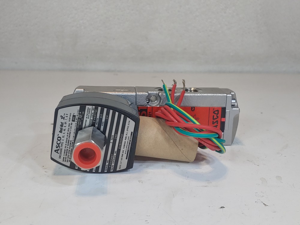 Asco 1/4" NPT Stainless Steel Solenoid Valve EV8007G1/EV8551G421