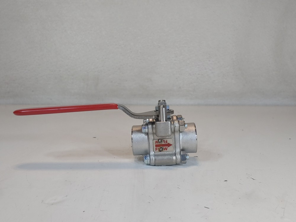 Worcester Flowserve 1/2" Threaded Reduced Port CF8M Ball Valve 1/2CN4466PMSE