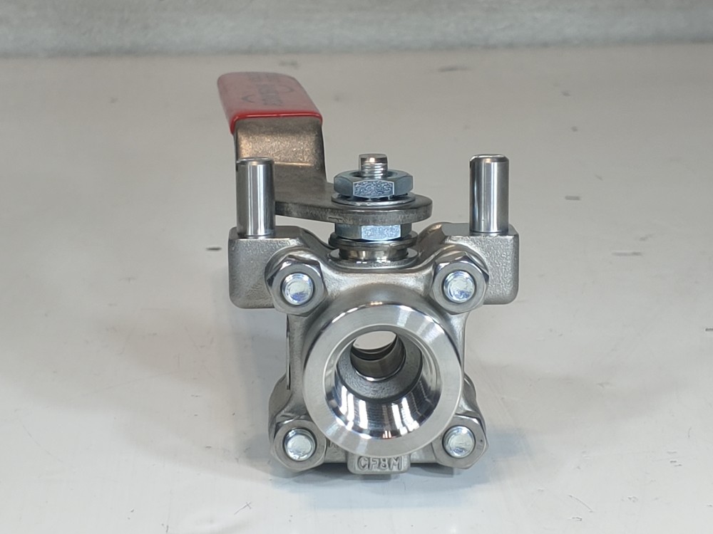 Worcester Flowserve 1/2" Threaded Reduced Port CF8M Ball Valve 1/2CN4466PMSE