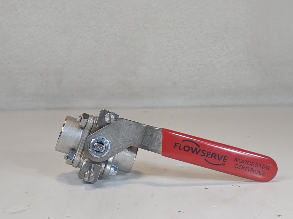 Worcester Flowserve 1/2" Threaded Reduced Port CF8M Ball Valve 1/2CN4466PMSE