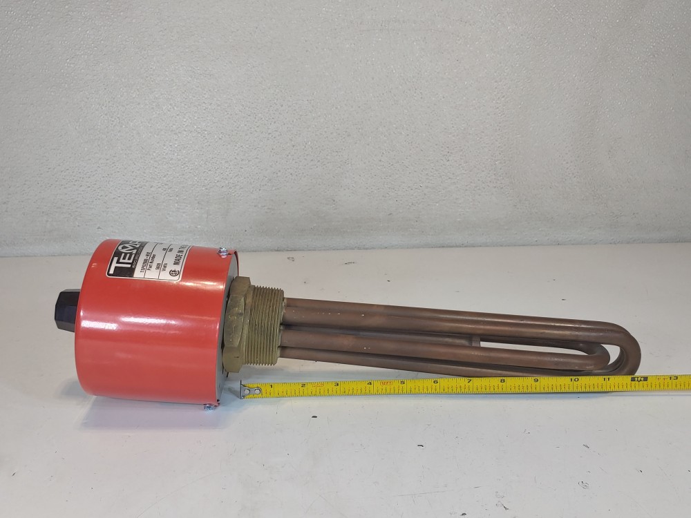 Tempco Screw Plug Immersion Heater w/ Thermostat TSP02088-HV2