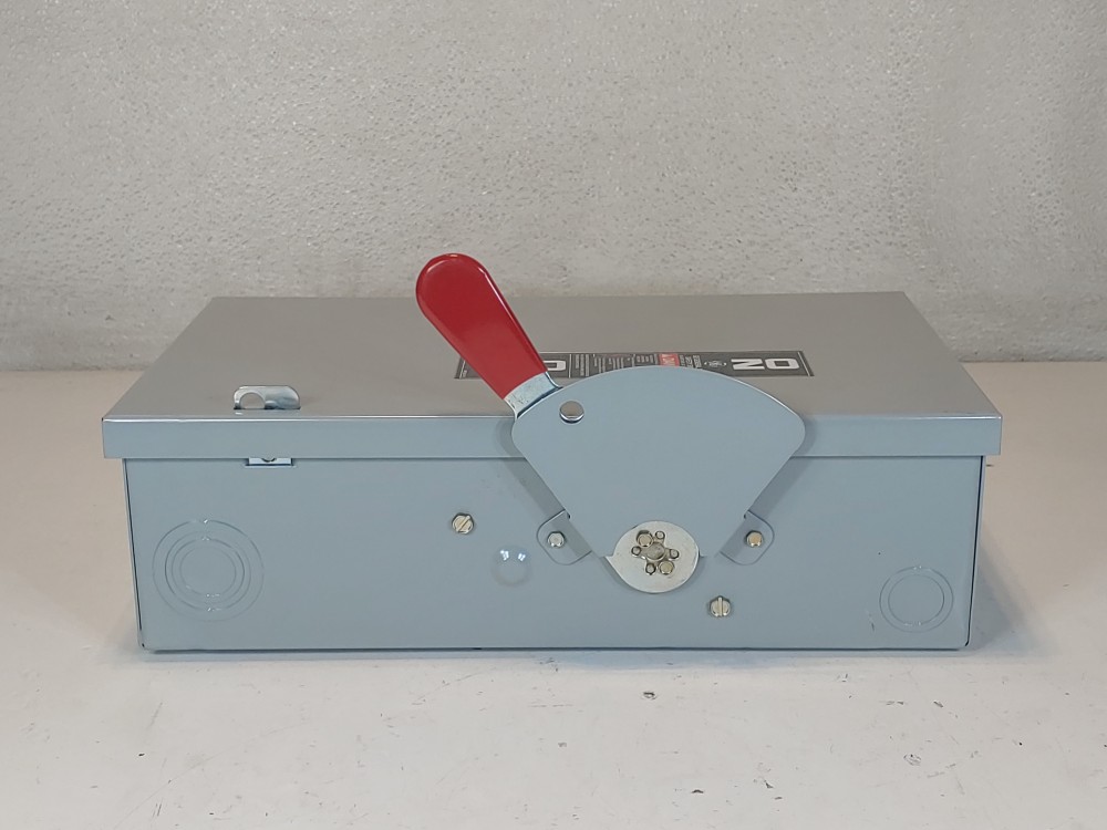 General Electric TGN3322 Disconnect Switch - Model: 9
