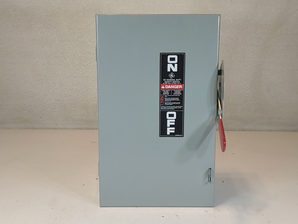 General Electric TGN3322 Disconnect Switch - Model: 9