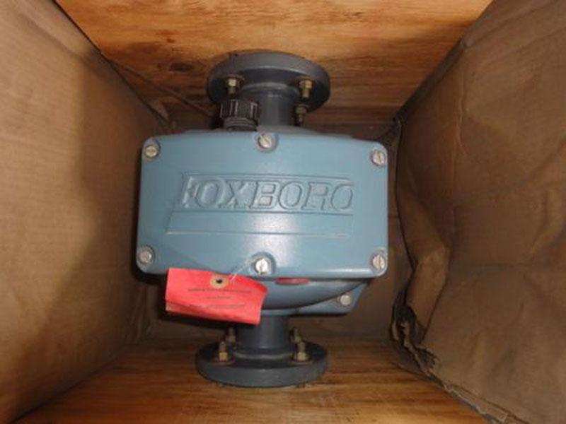 NEW FOXBORO 2" MAGNETIC FLOW METER 8302-SABA-TSJ-GFNA-G