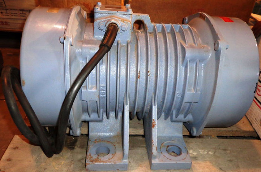 CLEVELAND 6POLE ROTARY ELECTRIC VIBRATOR RE-24-6BK