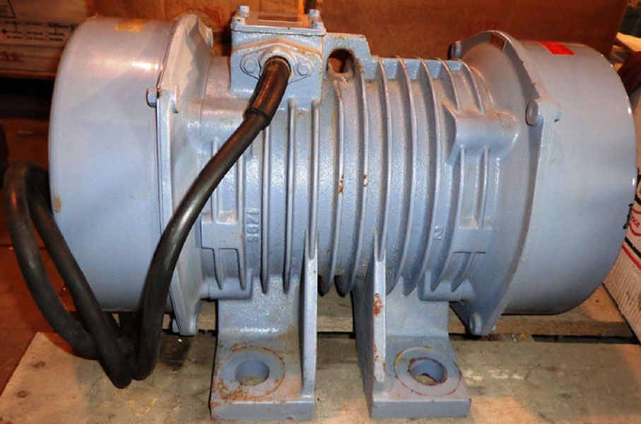 CLEVELAND 6POLE ROTARY ELECTRIC VIBRATOR RE-24-6BK