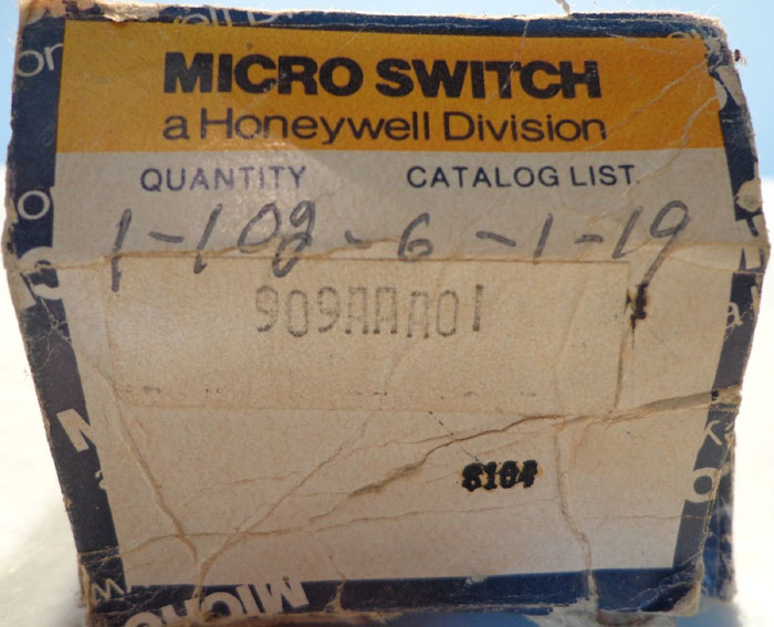 LOT OF (4) MICRO SWITCH COORDINATED MANUAL CONTROL (CMC)