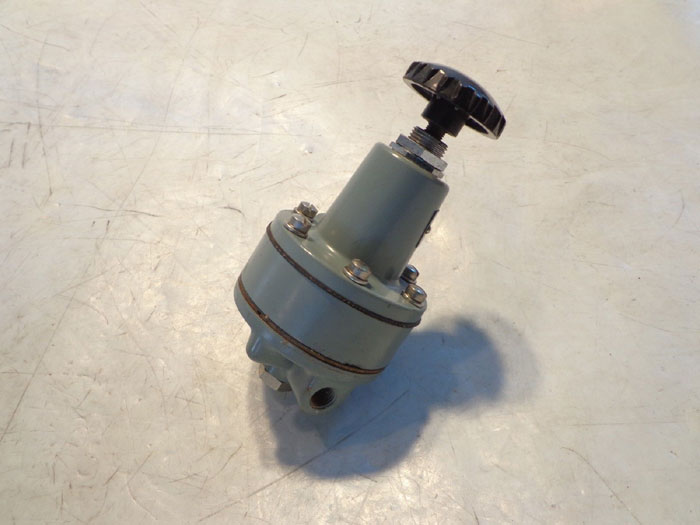 MOORE NULLMATIC PRESSURE REGULATOR - 40-15