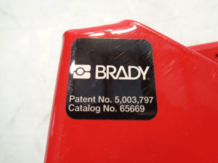 LOT OF (5) BRADY BALL VALVE LOCKOUT DEVICES 65669