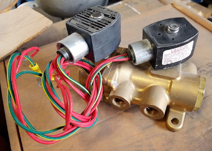 ASCO 4-WAY DUAL SOLENOID VALVE, CAT# EF80161G1 & EF8344G080