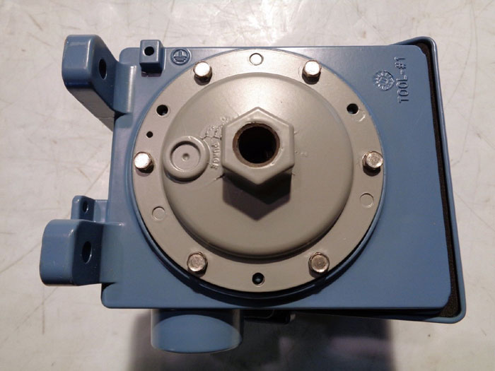 UNITED ELECTRIC PRESSURE CONTROL, PART#: J400-440