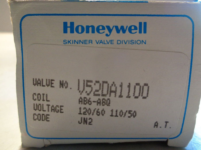 LOT OF (4) HONEYWELL SKINNER 2-WAY SOLENOID VALVES V52DA1100