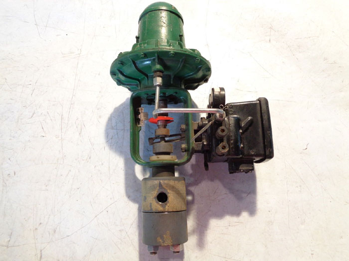 FOXBORO P-25 AIR POSITIONER CONTROL VALVE W/ VALVACTOR POSITIONER