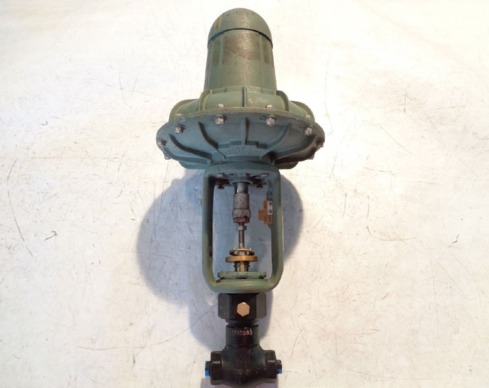 FOXBORO P-50 1/2" AIR POSITIONER CONTROL VALVE V4A