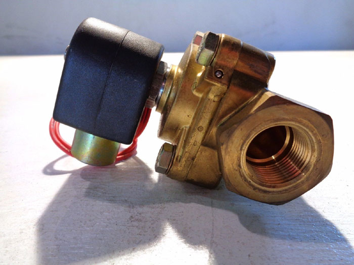 HONEYWELL SKINNER SOLENOID VALVE 7321GBN53N00N0H111P3