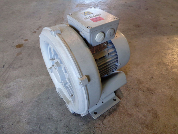 SIEMENS ELMO-G 1-1/2" VACUUM PUMP