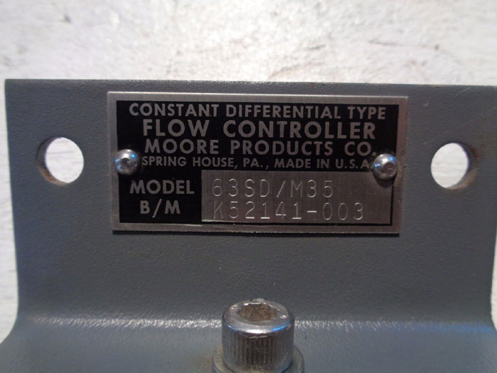 MOORE DIFFERENTIAL TYPE FLOW CONTROLLER 63SD OR 63SD/M35
