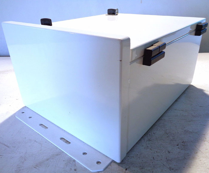 SOLARCRAFT INC ECONO BOX PACK - MODEL: M2M-40W-99AH-12V