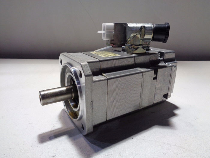 SIEMENS SIMOTICS S SYNCHRONOUS SERVO GEARMOTOR 1FK7042-5AF71-1KG0