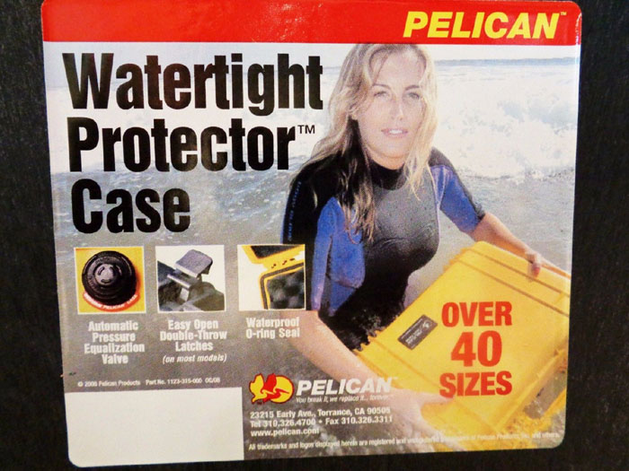 PELICAN SERIES 1600 BLACK WATERTIGHT PROTECTOR CASE W/ FOAM, #1600-000-110