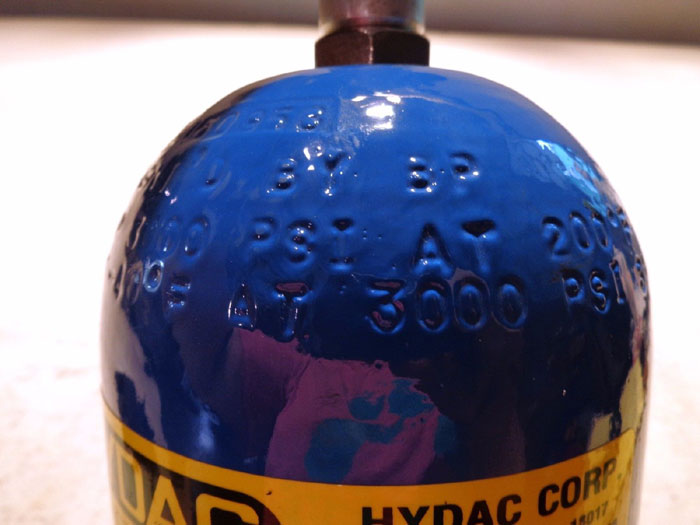 HYDAC CORP 1-QT 3,000 PSI ACCUMULATOR #2098381, MODEL#: SB330-1S4/372SW1W3-210C