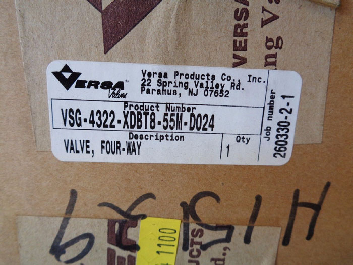 VERSA 4-WAY AIR VALVE VSG-4322-XBT8-55M-D024 W/ PART# E4-3198-33-XDBT5-D024