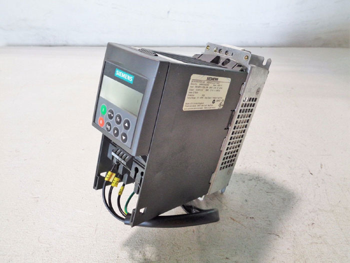 SIEMENS MICROMASTER 420  6SE6420-2UD17-5AA1