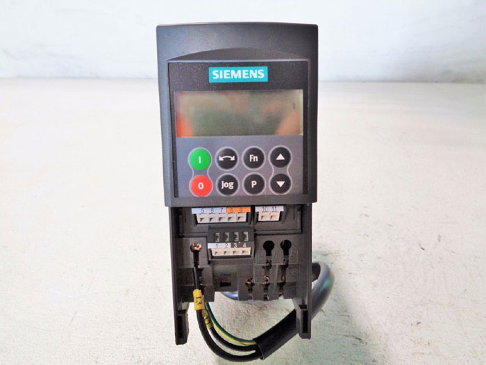 SIEMENS MICROMASTER 420  6SE6420-2UD17-5AA1