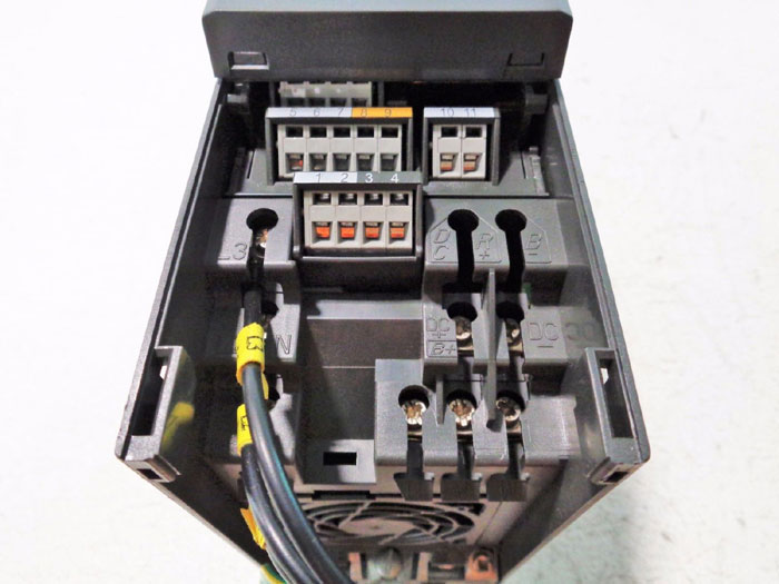 SIEMENS MICROMASTER 420 6SE6420-2UD17-5AA1