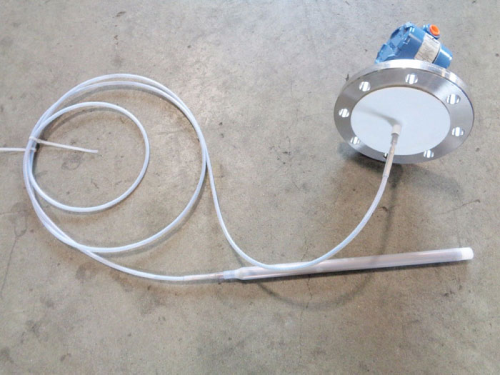 ROSEMOUNT GUIDED WAVE RADAR LEVEL & INTERFACE TRANSMITTER ...