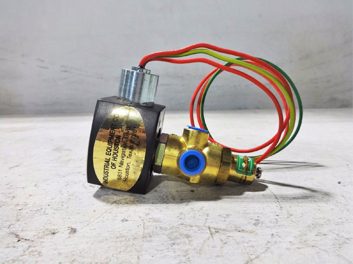 ASCO RED-HAT 3-WAY SOLENOID VALVE EF8320G176M0  EF8003G2