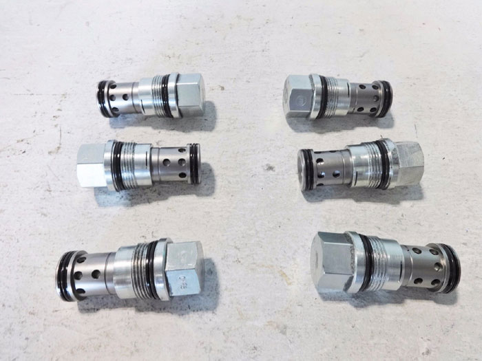 LOT OF (6) SUN HYDRAULICS FREE FLOW NOSE TO SIDE CHECK VALVE CXHA-XAV