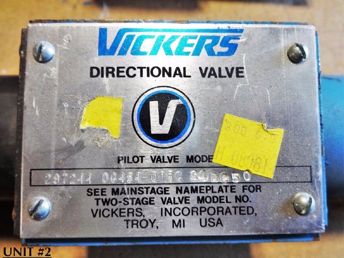 Vickers Directional Control Valve w/ 24 Volt Solenoids DG4S4 013C 24DC 50