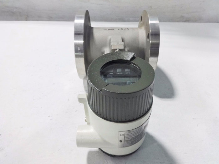 YOKOGAWA YEWFLO 3" 150# CF8M VORTEX FLOW METER YF-108