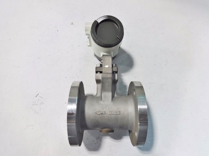 YOKOGAWA YEWFLO 3" 150# CF8M VORTEX FLOW METER YF-108