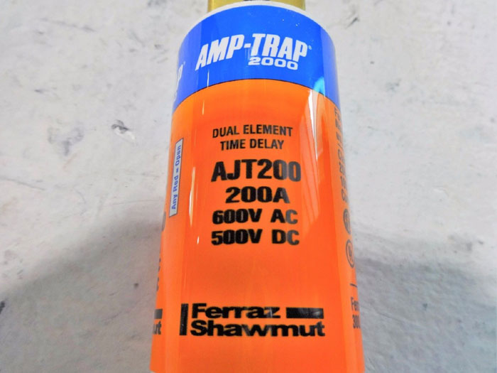 LOT OF (3) FERRAZ SHAWMUT AJT200 AMP TRAP 2000 DUAL ELEMENT TIME DELAY