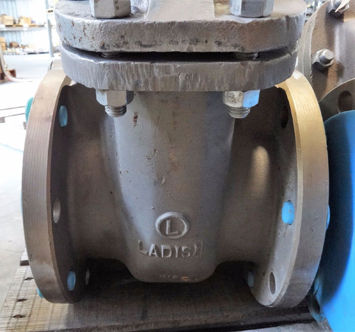 LADISH 6" 150# CF8M GATE VALVE